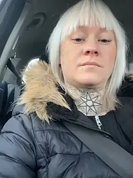 poussichienne online show from 02/01/26, 03:54