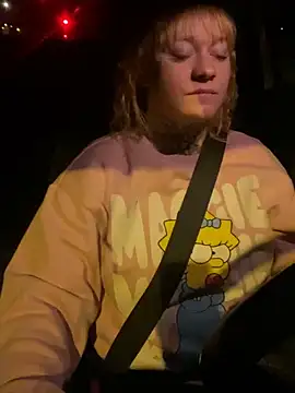 poussichienne online show from 04/23/26, 02:24