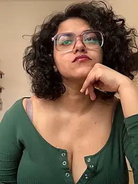 Curvydesifromgermany online show from 01/24/25, 10:32
