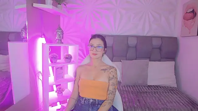 mariiana-diaz online show from 03/21/26, 03:48