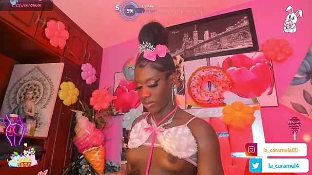 Snapshot of Dulcee_kandy chatting on 12/13/24, 03:32 Dulcee kandy online show from 12/13/24, 03:32