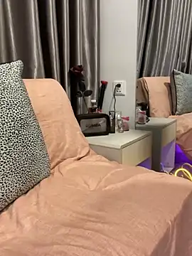 Almiraa68 online show from 12/31/24, 04:14