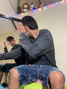 Lukas strong online show from 11/27/25, 03:14