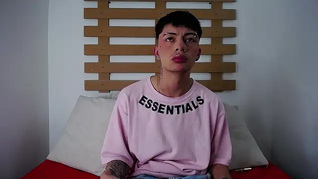 Steev Novoa online show from 01/25/25, 04:45