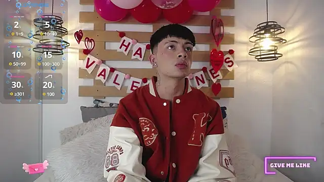 Steev Novoa online show from 02/11/25, 05:07