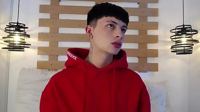 Steev Novoa online show from 03/05/25, 04:45