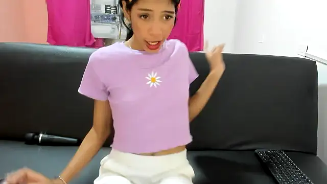 Snapshot of TOOKIOG chatting on 12/29/24, 09:30 TOOKIOG online show from 12/29/24, 09:30