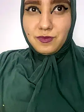 Snapshot of hannahayat chatting on 12/03/24, 01:08 hannahayat online show from 12/03/24, 01:08