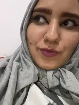 Snapshot of hannahayat chatting on 12/09/24, 01:07 hannahayat online show from 12/09/24, 01:07
