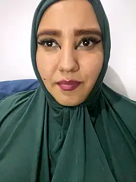 Snapshot of hannahayat chatting on 12/29/24, 11:39 hannahayat online show from 12/29/24, 11:39