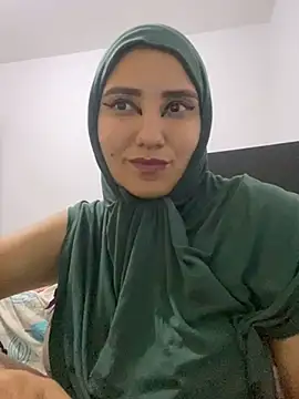 Snapshot of hannahayat chatting on 03/07/25, 03:40 hannahayat online show from 03/07/25, 03:40