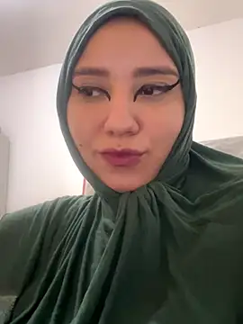 hannahayat online show from 11/28/25, 02:31