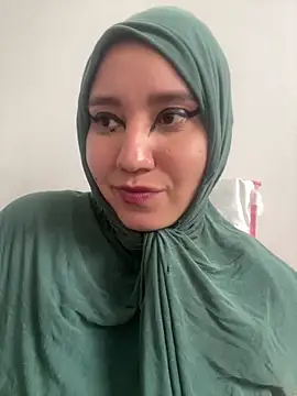 hannahayat online show from 12/20/25, 03:19