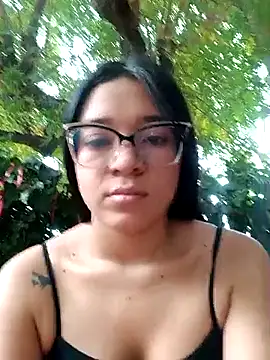 -VICKKY online show from 03/04/25, 01:59