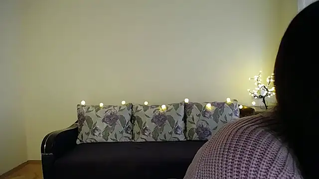 Pretty shy online show from 01/17/25, 09:06