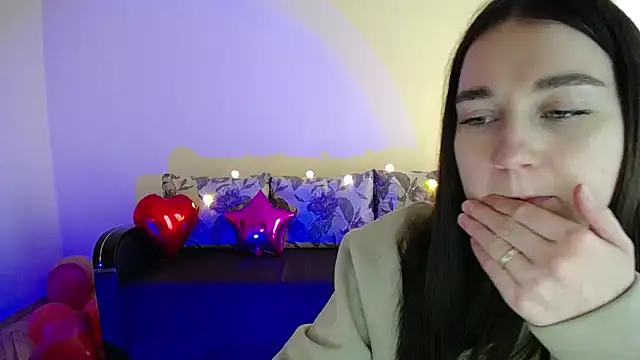 Pretty shy online show from 02/15/25, 12:11