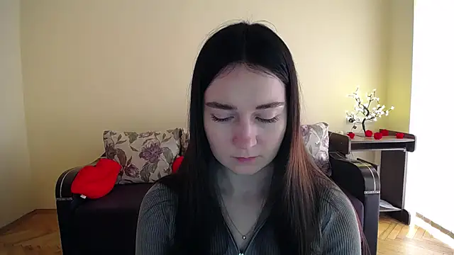 Pretty shy online show from 04/07/26, 08:48