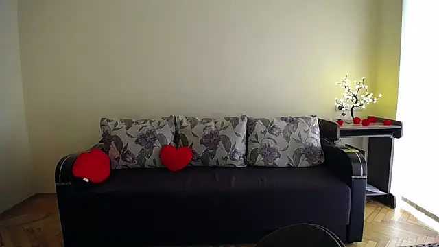 Pretty shy online show from 04/22/26, 08:28