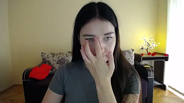 Pretty shy online show from 07/22/26, 09:01