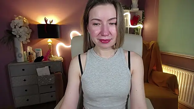 Snapshot of Mia_Tasty chatting on 01/10/25, 11:11 Mia Tasty online show from 01/10/25, 11:11