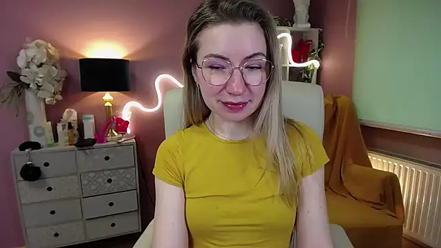 Snapshot of Mia_Tasty chatting on 01/17/25, 11:17 Mia Tasty online show from 01/17/25, 11:17