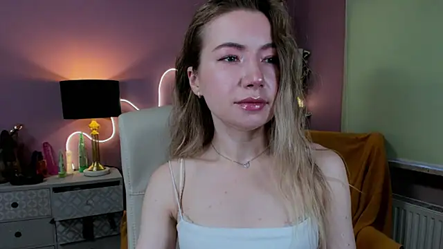 Mia Tasty online show from 10/26/25, 07:36