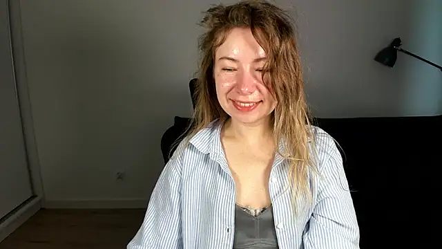 Mia Tasty online show from 02/25/26, 07:29