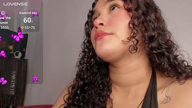 Snapshot of Chanelle_ chatting on 09/25/25, 02:10 Chanelle  online show from 09/25/25, 02:10