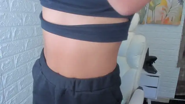 Snapshot of ImCrazzy chatting on 02/19/25, 01:39 ImCrazzy online show from 02/19/25, 01:39