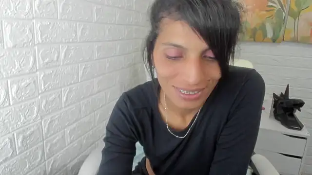 Snapshot of ImCrazzy chatting on 02/19/25, 07:48 ImCrazzy online show from 02/19/25, 07:48