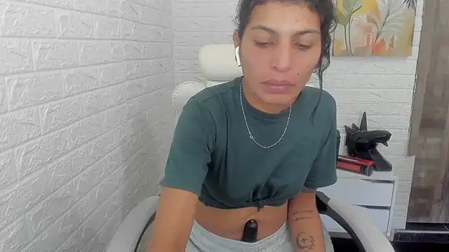 Snapshot of ImCrazzy chatting on 03/19/25, 02:13 ImCrazzy online show from 03/19/25, 02:13