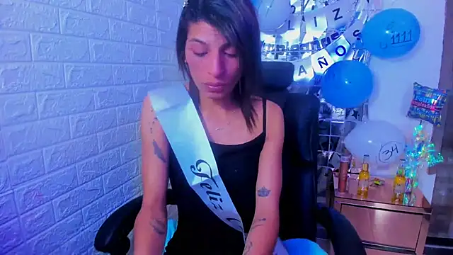 Snapshot of ImCrazzy chatting on 10/28/25, 02:53 ImCrazzy online show from 10/28/25, 02:53