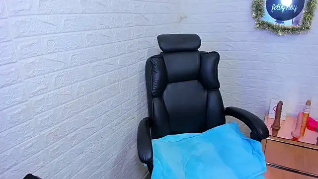 Snapshot of ImCrazzy chatting on 11/28/25, 02:20 ImCrazzy online show from 11/28/25, 02:20