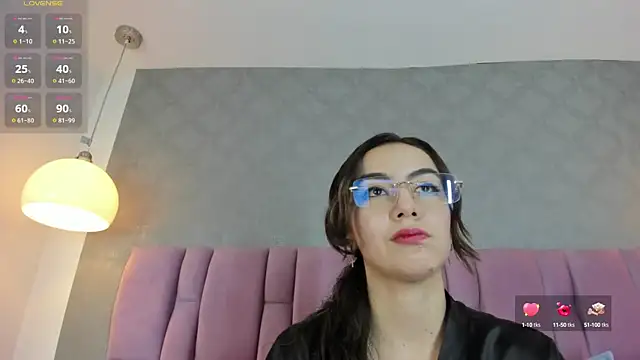 Snapshot of Antonella-Ray chatting on 03/01/25, 08:21 Antonella-Ray online show from 03/01/25, 08:21