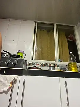 Emiily lee online show from 03/04/25, 09:51