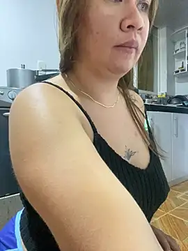 Emiily lee online show from 03/07/25, 12:56