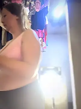 Emiily lee online show from 04/23/26, 09:52