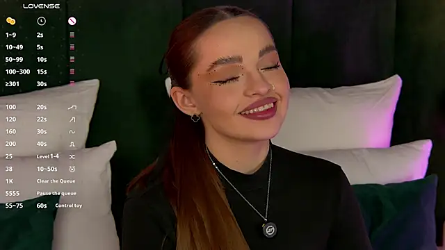 Snapshot of AnaWest chatting on 01/23/25, 11:37 AnaWest online show from 01/23/25, 11:37