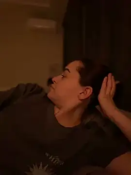 Snapshot of AnaWest chatting on 01/26/25, 03:14 AnaWest online show from 01/26/25, 03:14