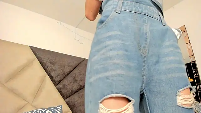 BonnieCute  online show from 02/07/26, 11:41