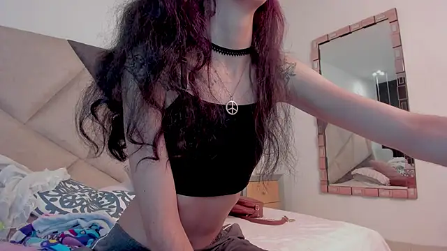 BonnieCute  online show from 04/23/26, 12:01