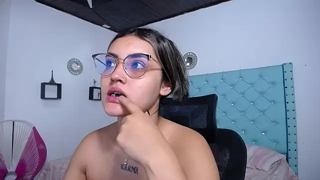 antonella sweetlittle online show from 04/21/26, 10:54