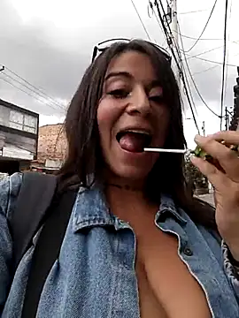 Alona Evans online show from 02/19/25, 07:48