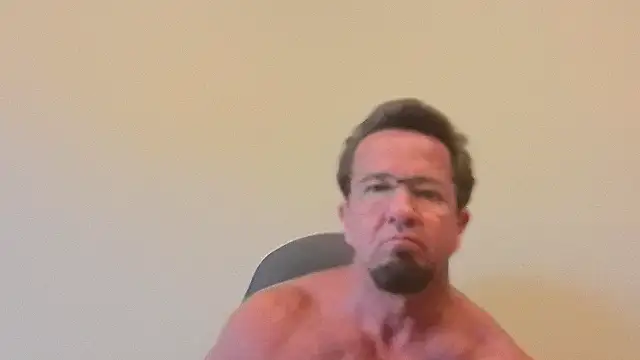 sluttydylan online show from 11/20/25, 09:36