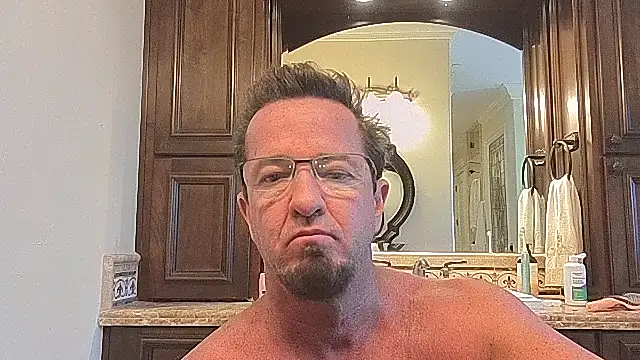 sluttydylan online show from 11/24/25, 07:46