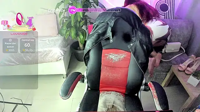 Snapshot of anyclark_ chatting on 02/10/26, 03:54 anyclark online show from 02/10/26, 03:54