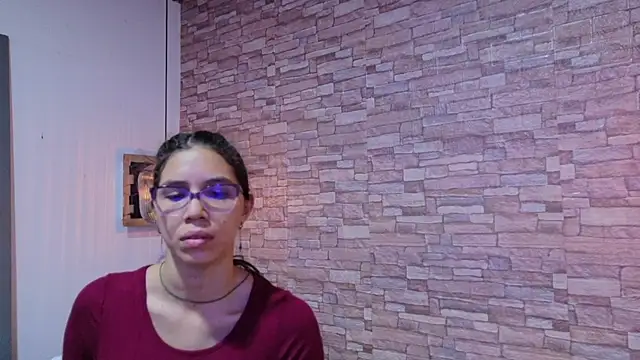 nextdoor fantasy1 online show from 03/26/26, 03:12