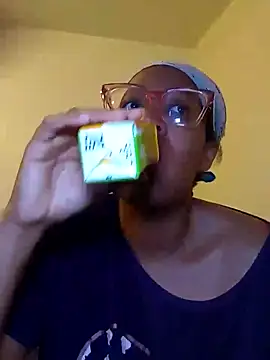 Snapshot of madamsensuale chatting on 03/19/25, 12:45 madamsensuale online show from 03/19/25, 12:45