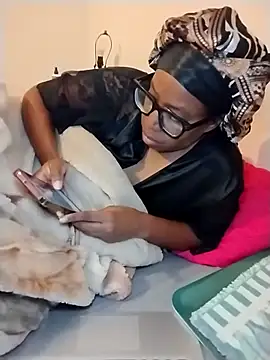 madamsensuale online show from 12/20/25, 01:12