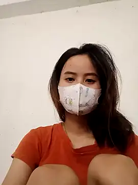 Snapshot of Nobita2z chatting on 01/09/25, 06:48 Nobita2z online show from 01/09/25, 06:48